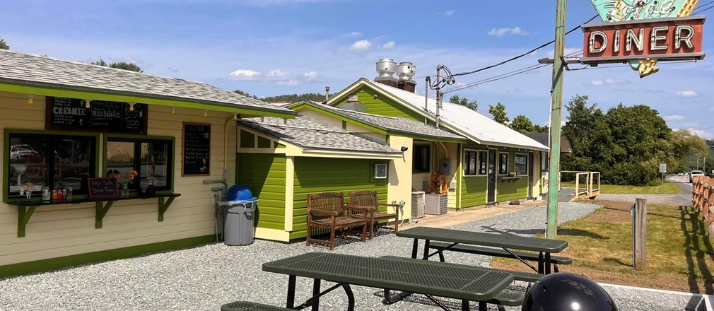 Historic Royal Diner with outdoor seating